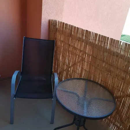 Sunny Day 6 Апартамент *